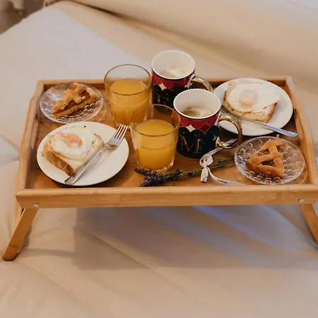 Tra Gli Ulivi Homestay *