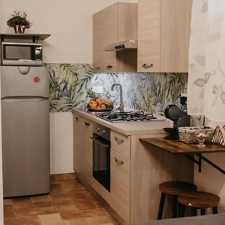 Homestay Tra Gli Ulivi San Cesareo