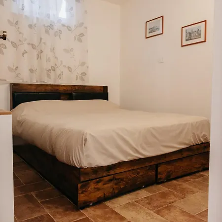 Privatunterkunft Tra Gli Ulivi